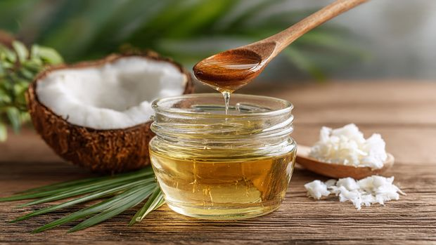 Oil Pulling: 6 Incredible Health Benefits That Make It Worth