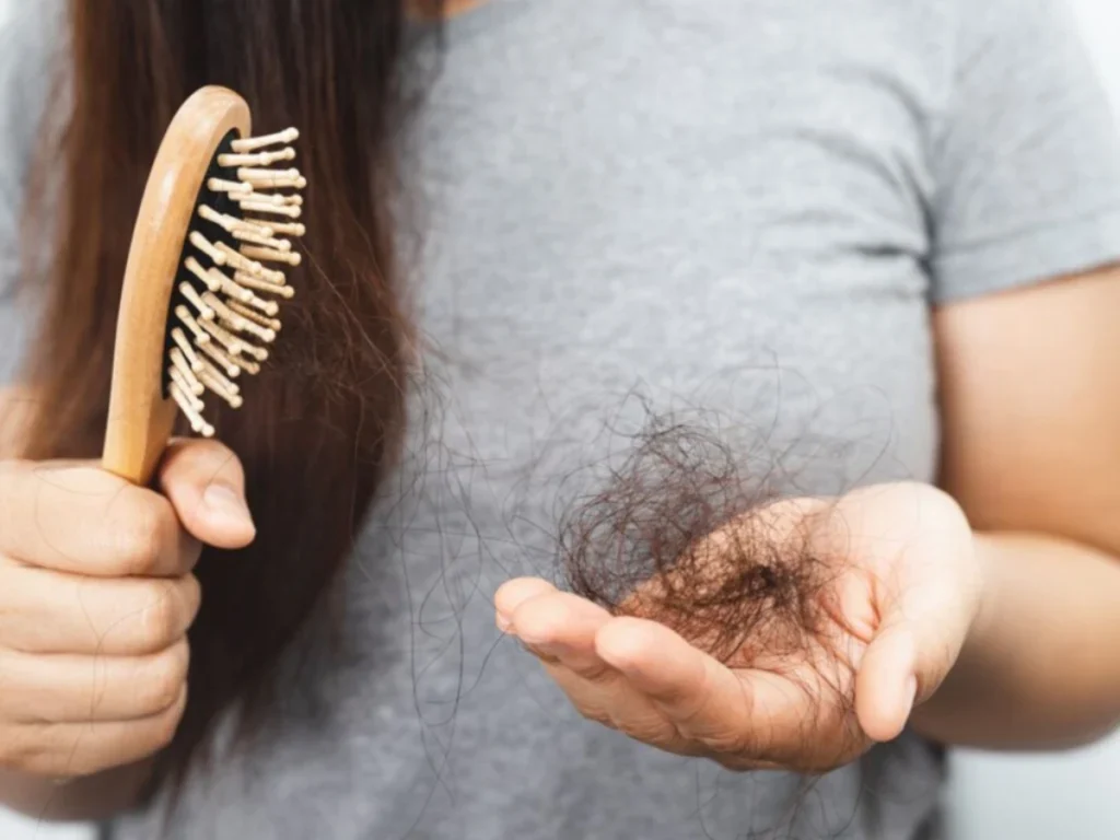 5 Hidden Reasons Behind Hair Loss & Natural Ways to Manage